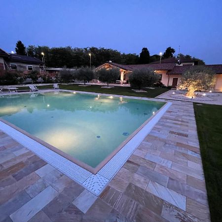 Casnate Con Bernate B&B Alciliegio المظهر الخارجي الصورة