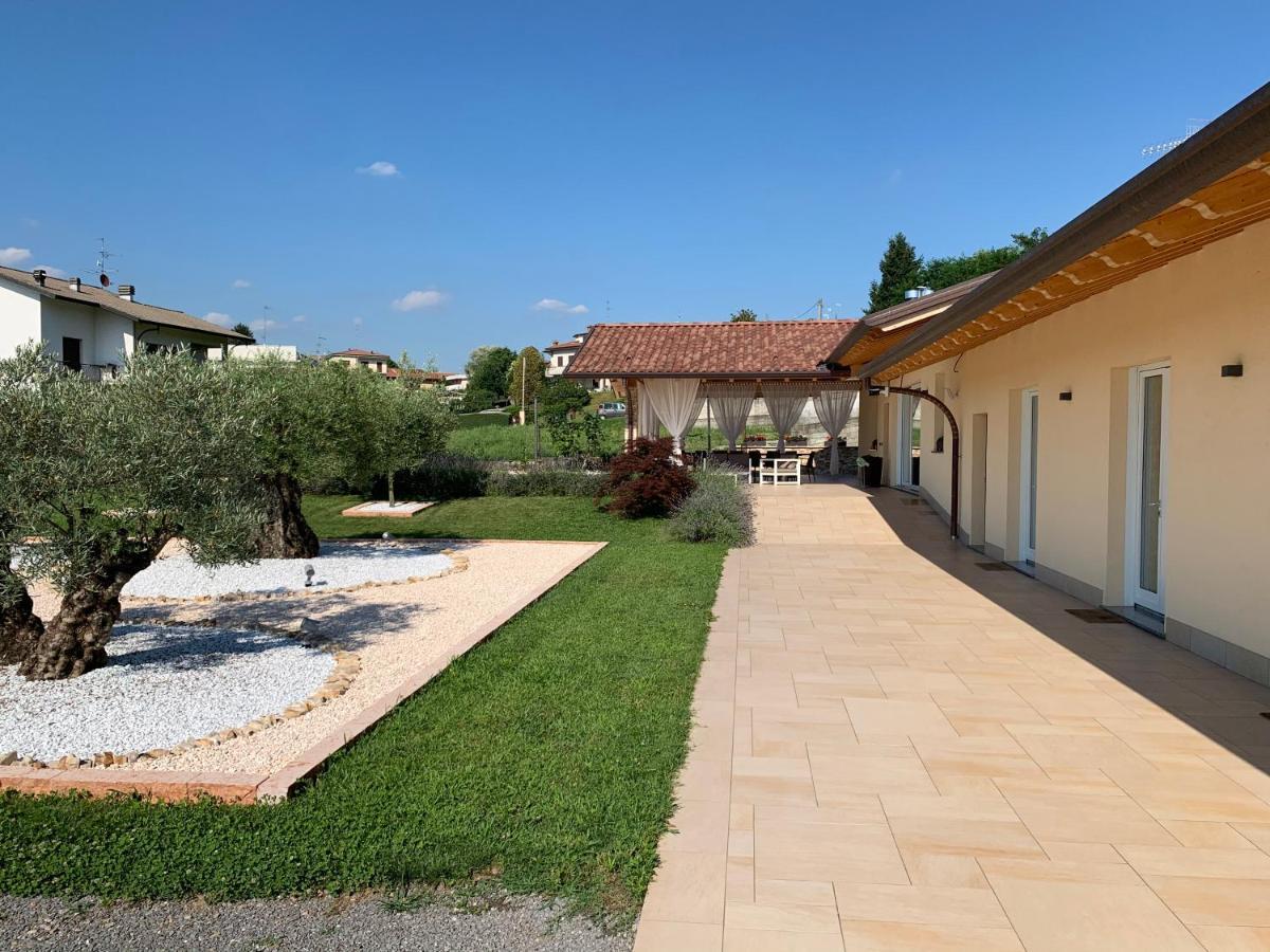 Casnate Con Bernate B&B Alciliegio المظهر الخارجي الصورة