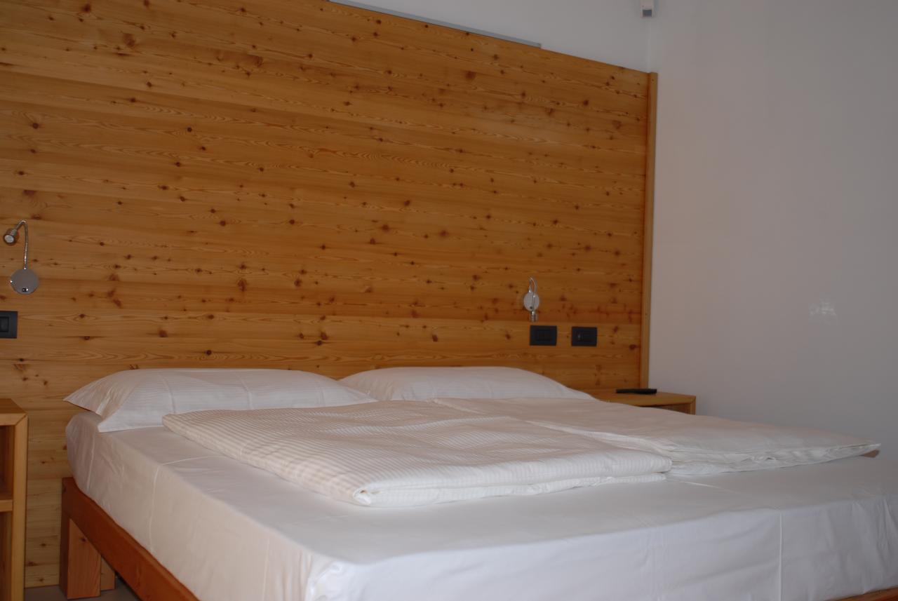 Casnate Con Bernate B&B Alciliegio المظهر الخارجي الصورة