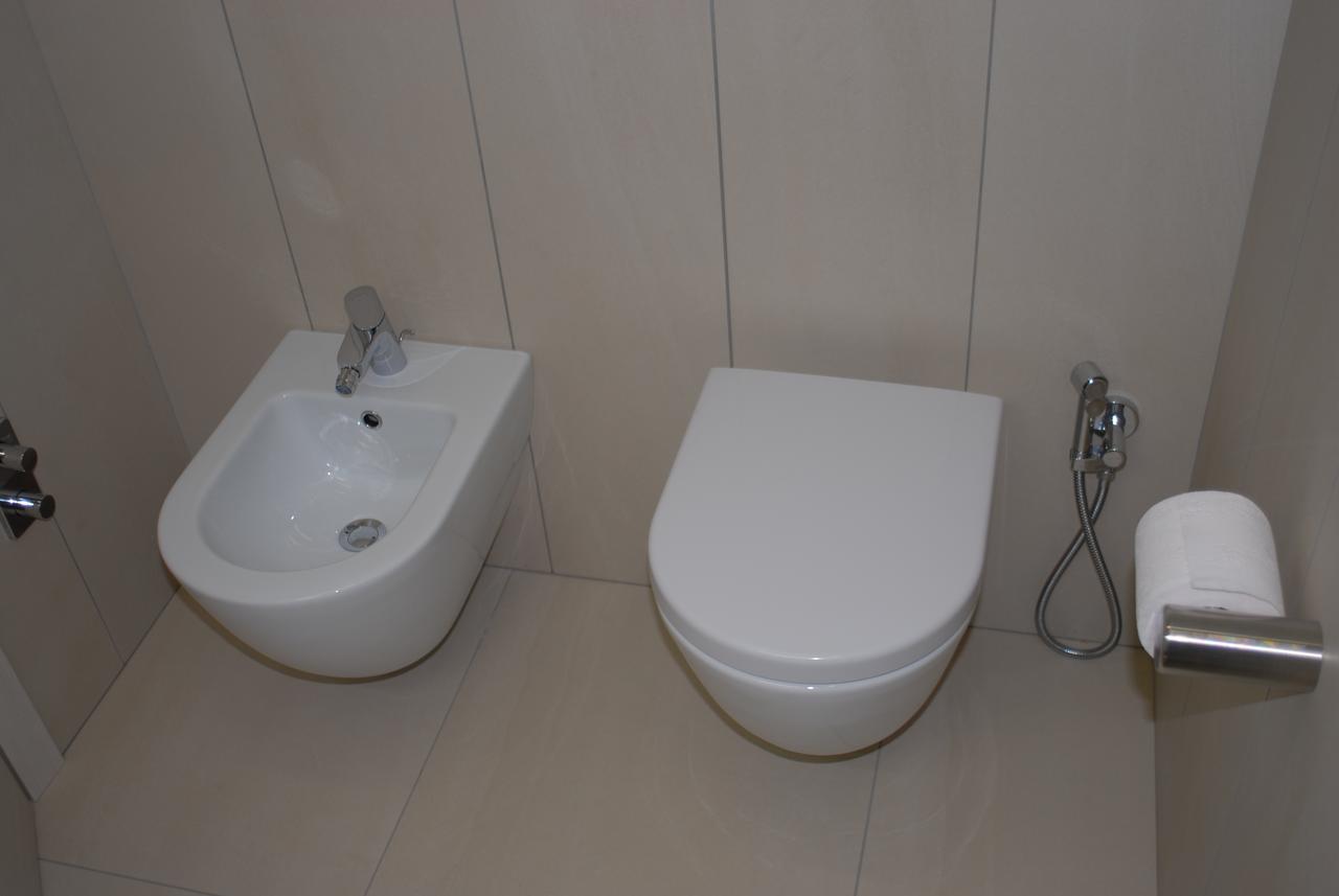 Casnate Con Bernate B&B Alciliegio المظهر الخارجي الصورة