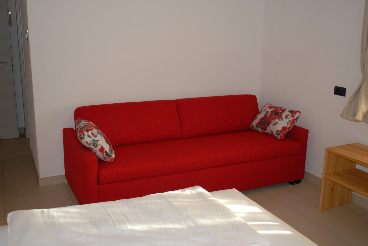 Casnate Con Bernate B&B Alciliegio المظهر الخارجي الصورة