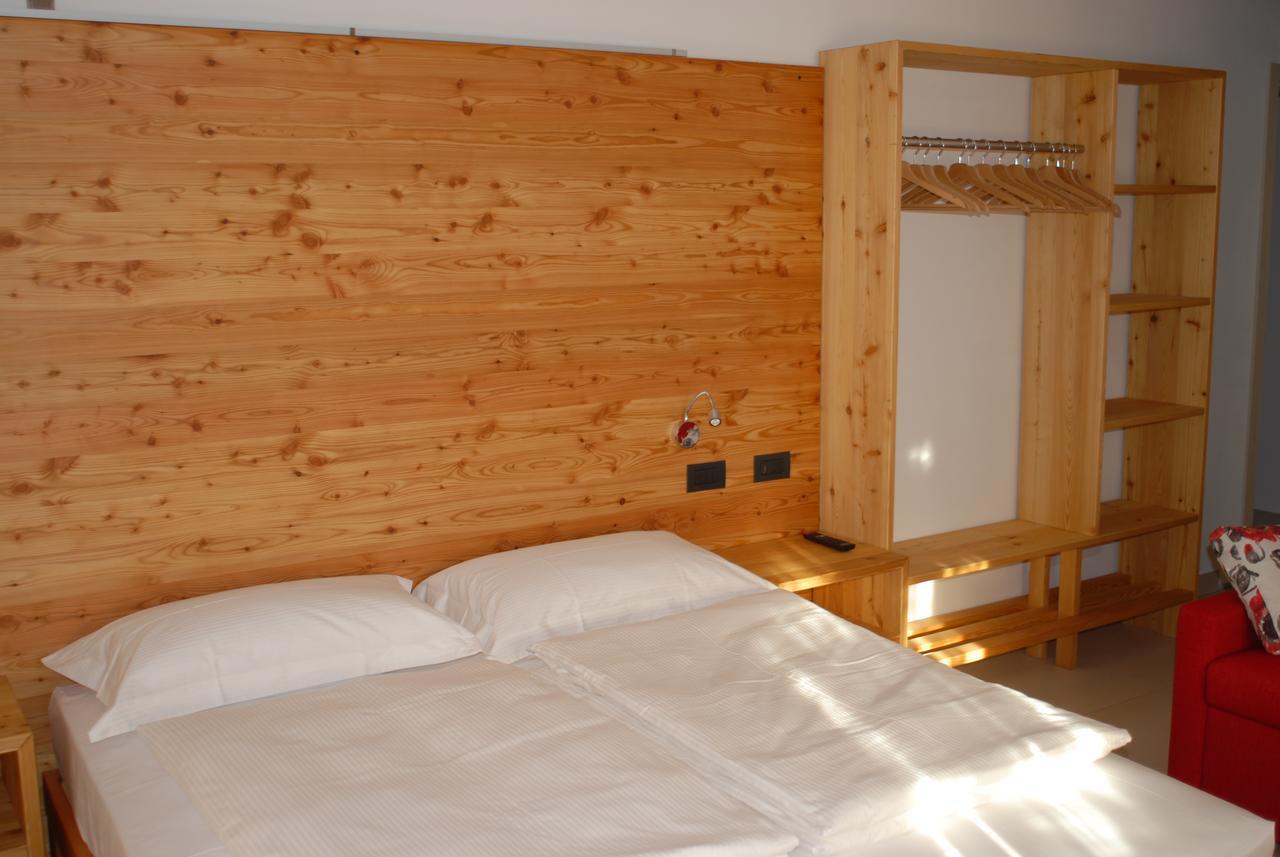 Casnate Con Bernate B&B Alciliegio المظهر الخارجي الصورة